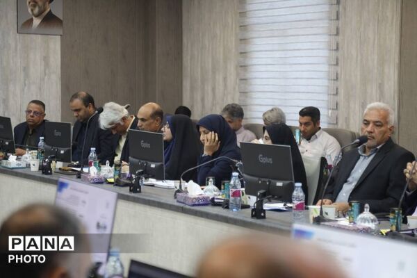 پنجمین نشست شورای آموزش‌وپرورش هرمزگان