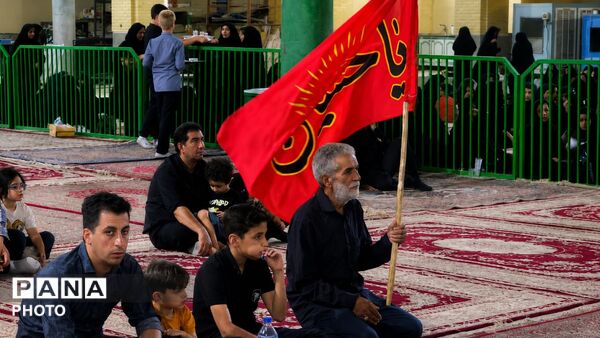حسینیه میونگاه بافق میزبان مراسم رهبر شهید ایران
