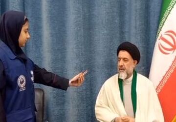 نوجوانانی که شیرینی اعتکاف را تجربه کرده‌اند آن را برای دوستانشان بازگو کنند