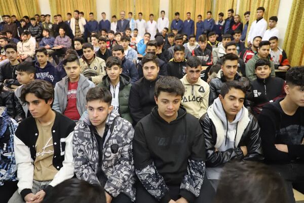 حضور وزیر کشاورزی در مراسم صبحگاهی هنرستان کشاورزی تبریز