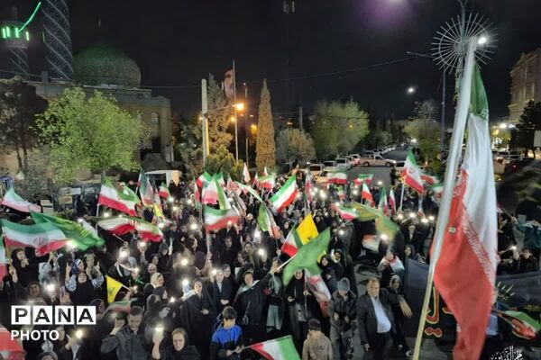 اندیشه، تجلیِ عشق و آمادگی؛ شب‌هایِ بیعت، نورِ امید در دلِ ایران