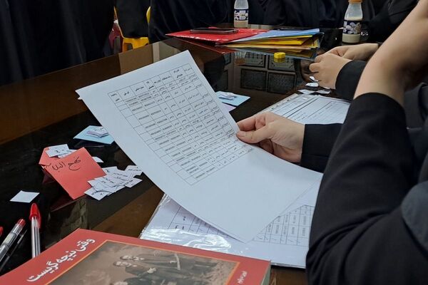  مسابقات قرآن و عترت دانش‌آموزی با حضور پرشور آینده‌سازان