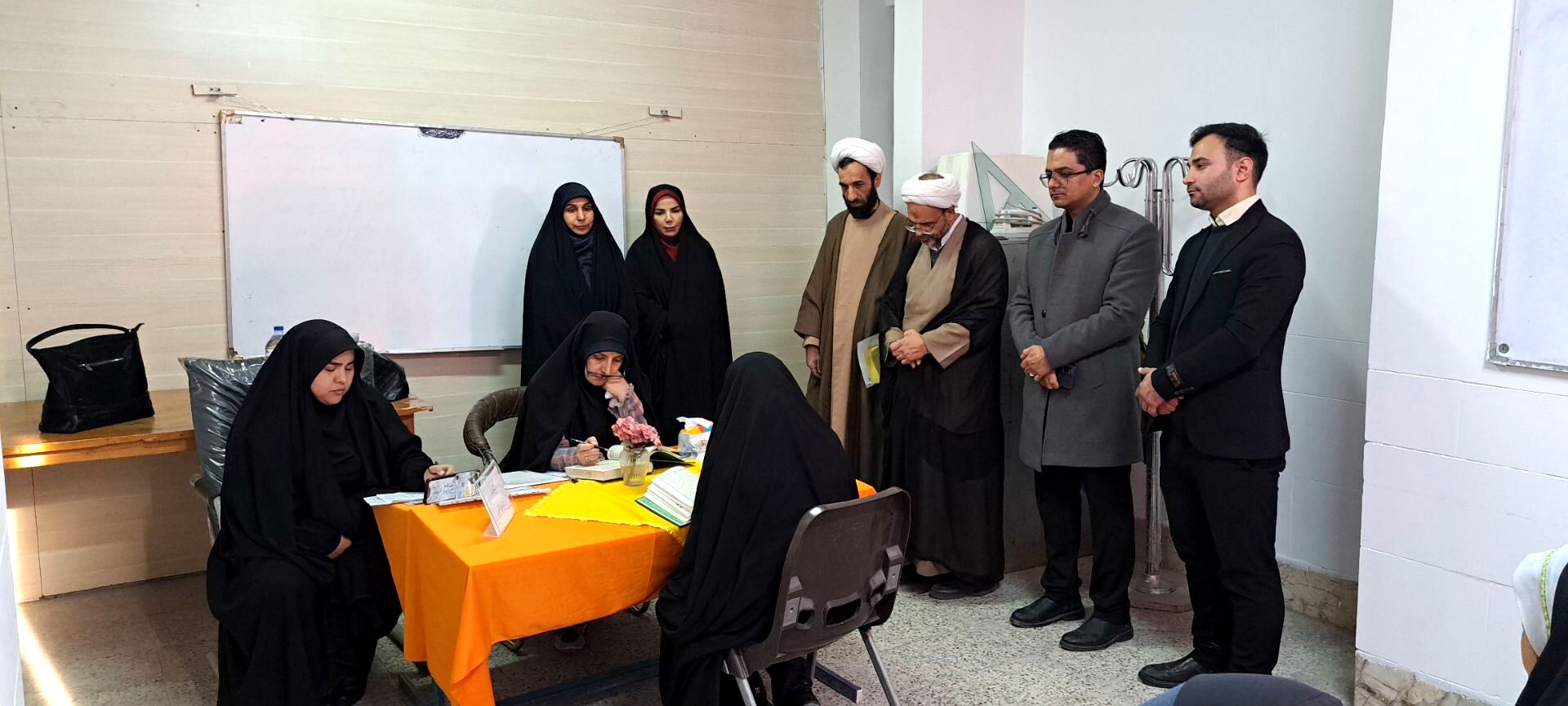 مسابقات قرآن، عترت و نماز دانش آموزی  ناحیه یک مشهد