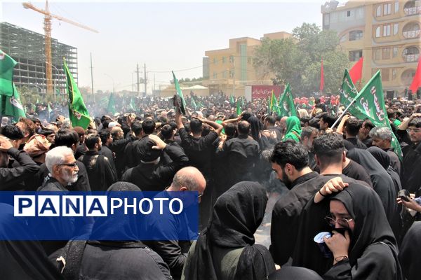 جلوه‌های باشکوه عزاداری روز عاشورا در قم