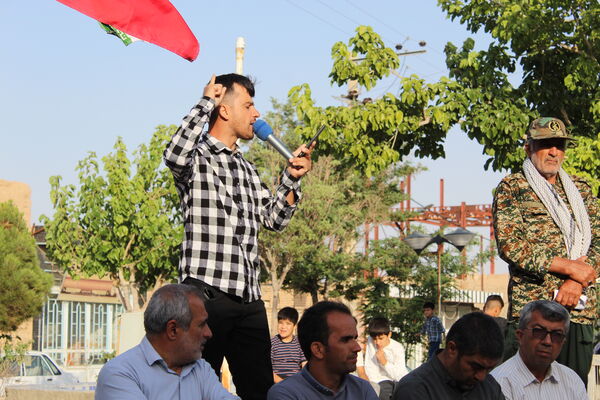اجتماع خودجوش حمایت از مدافعان میهن در شهر درق