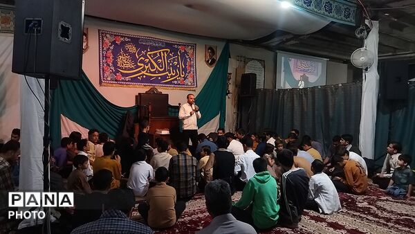 جشنی برای هیئت  ۳۱ ساله فاطمه الزهرای نیشابور همزمان با شب میلاد حضرت زینب (س)