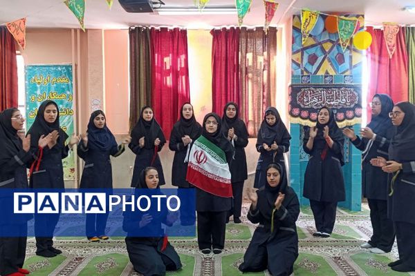 تجلی هنر و خلاقیت دانش‌آموزی در دبیرستات حضرت رقیه ورامین