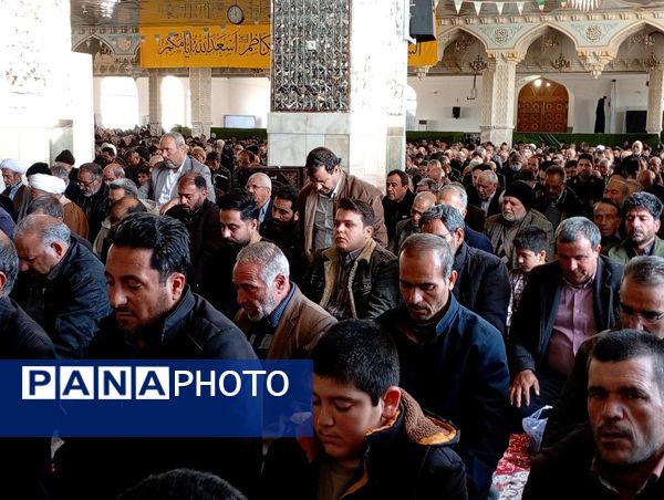 نماز جمعه در کاشمر 