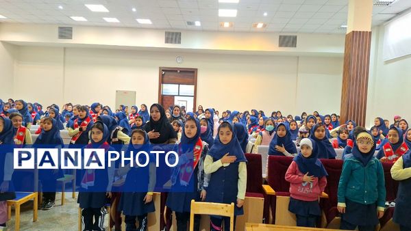 فریاد آزادی و همبستگی در دبستان آرمینه مصلی‌نژاد