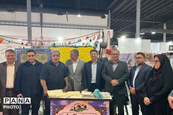 بازنمایی ظرفیت‌های تولیدی و فرهنگی فیروزکوه در ششمین نمایشگاه بین‌المللی توانمندی‌های روستایی و عشایری