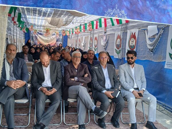  آیین تجدید میثاق دانش‌آموزان هنرستان امام حسن مجتبی (ع) با شهدای غواص دریادل
