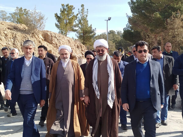  بازدید معاون فرهنگی و اجتماعی و زیارت استانداری استان خراسان رضوی از بامشار شهرستان کاشمر 