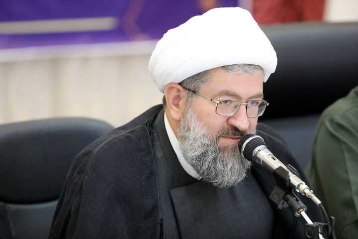 اتحاد و یکپارچگی نتیجه رشد دینی ملت است