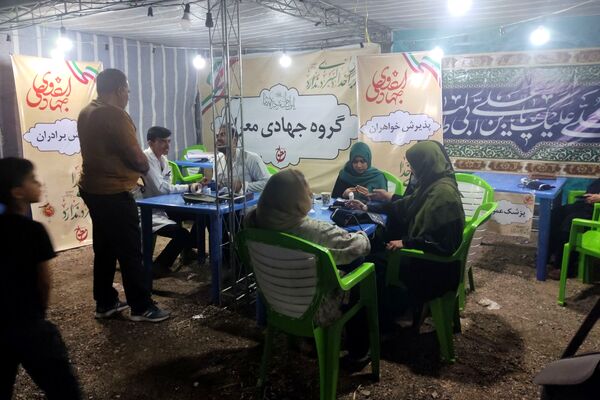 نمایشگاهی برا آشنایی با شهیدان