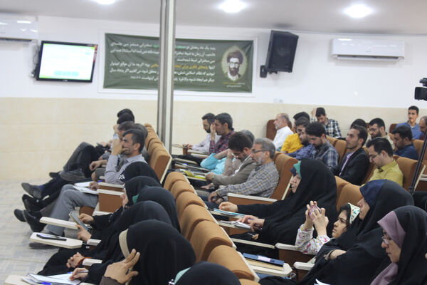 همایش دو روزه آشنایی نومعلمان قم با سند تحول بنیادین آموزش و پرورش