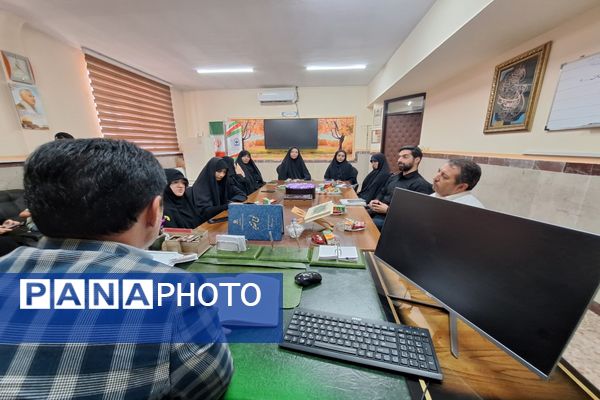 جلسه هم‌اندیشی بسیج و معاونت پرورشی شهرستان قدس جهت هماهنگی تابستانی پربار 