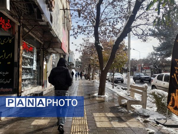 بارش اولین برف پاییزی و تعطیلی مدارس و ادارات استان خراسان رضوی