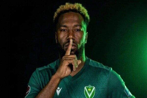 مهاجم گلزن استقلال در یک قدمی النصر؛ مأموریت نازون در لیبی