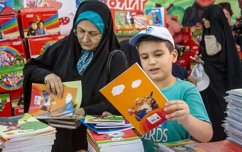 توزیع ۱۷ هزار بسته لوازم‌التحریر در قالب طرح مهر تحصیلی