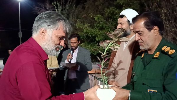 نشست خبری فرمانده سپاه گناباد با اصحاب رسانه