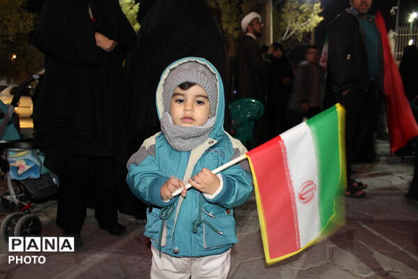 میراث‌داران کوچکِ خورشید