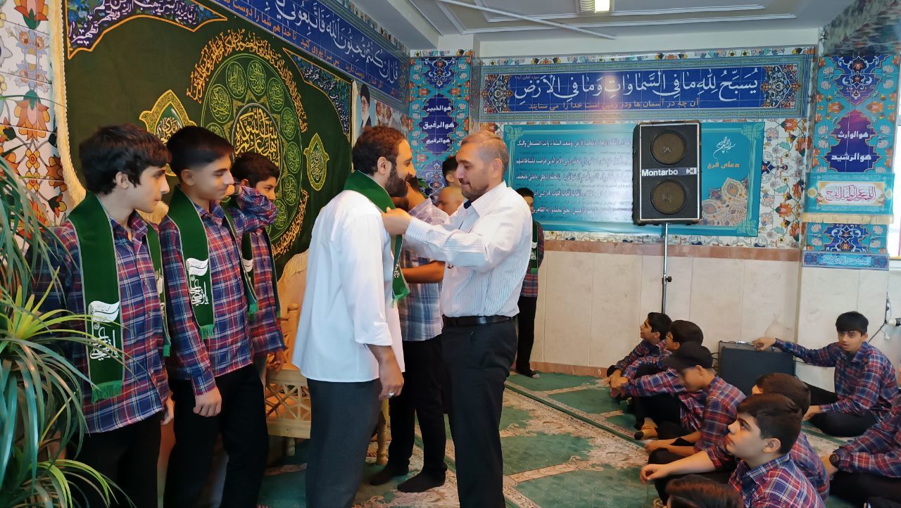 جشن پرشور عید غدیر خم در مدرسه شهدای مدافع حرم منطقه ۱۰ تهران