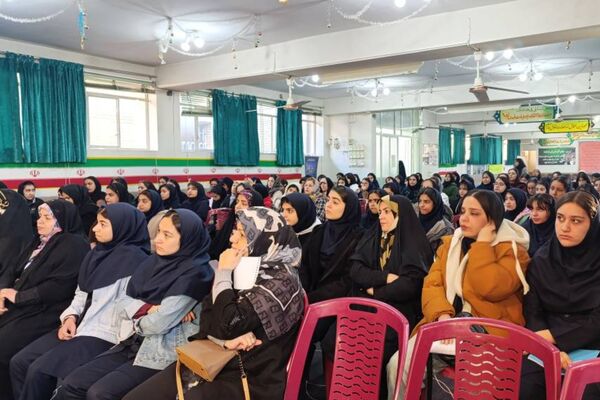 آموزش شیوه‌های افزایش تاب‌آوری در دبیرستان گراشی ناحیه 3 شیراز