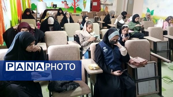 آخرین جلسه از کارگاه خبرنگاری پانا در نیشابور