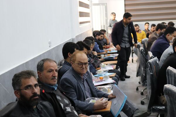 گردهمایی تخصصی مدیران مدارس ابتدایی شهرستان راز و جرگلان با معاون آموزش ابتدایی اداره‌کل استان و روسای ادارات
