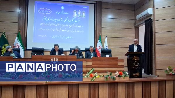 نشست کنشگران فرهنگی ،اجتماعی و سیاسی شهرستان کاشمر کاشمر