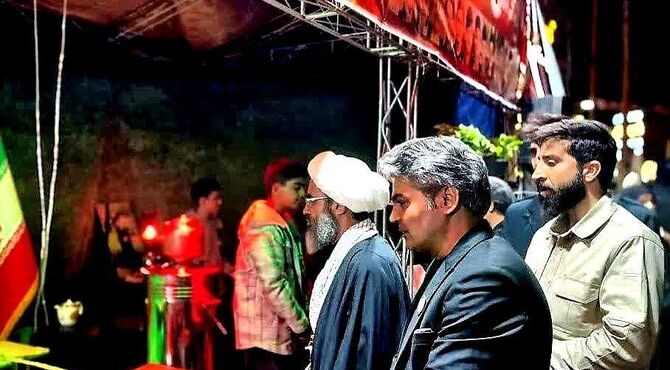 موکب آموزش و پرورش ناحیه ۲ کرج و شهرستان فردیس میزبان عموم در تجمع و راهپیمایی مردمی 