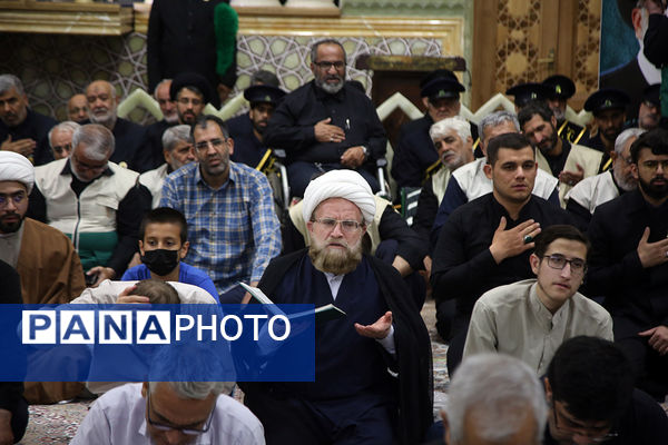 بزرگداشت شهدای خدمت با حضور خادمیاران رضوی در قم