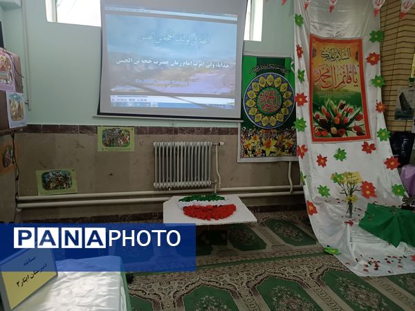 برگزاری مراسم انجمن اسلامی و مدرسه مقاومت در دبیرستان ایثار