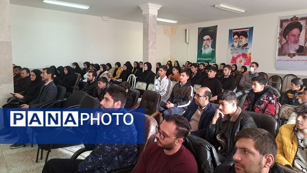 دوره آموزش خبرنگاری و عکاسی در منطقه انزل