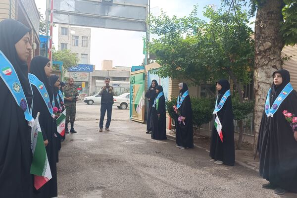 برگزاری مراسم بزرگداشت روز معلم در نیشابور 