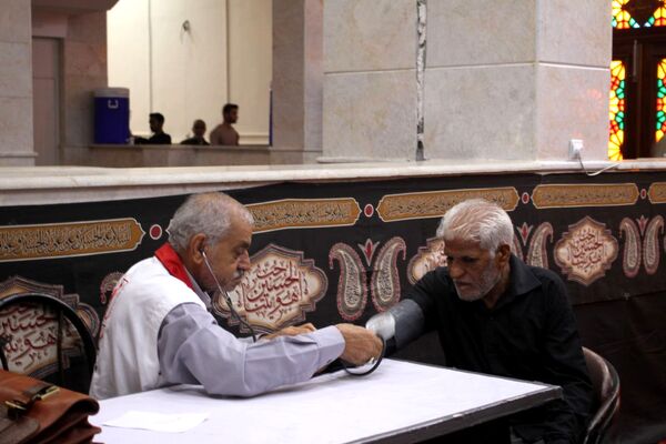 فروغ ایمان و همدلی در نماز جمعه بندرعباس