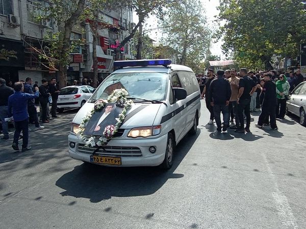 مراسم وداع مردم قهرمان پرور با پیکر پاک جاسم دلاوری در قائمشهر