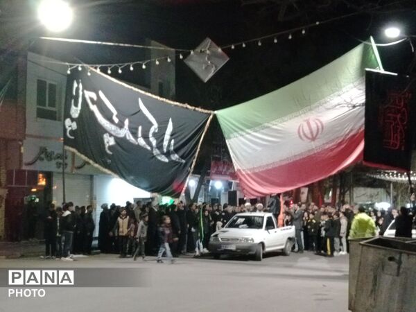 راهپیمایی شبانه در شهرستان باخرز