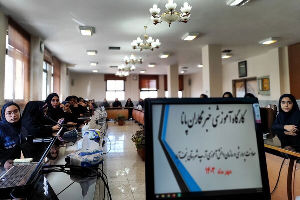نشست خبرنگاران پانای نجف‌آباد
