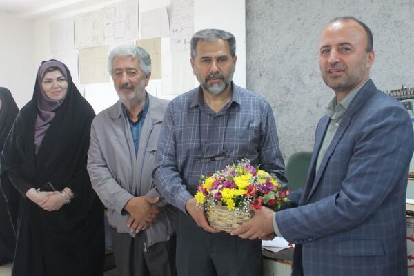 بانگ سپاس معلم در مدارس گلوگاه 