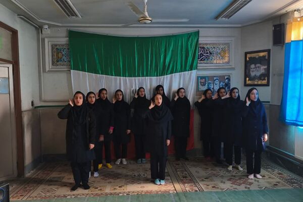 گرامیداشت ایام الله دهه فجر در دبیرستان رضوی شیراز