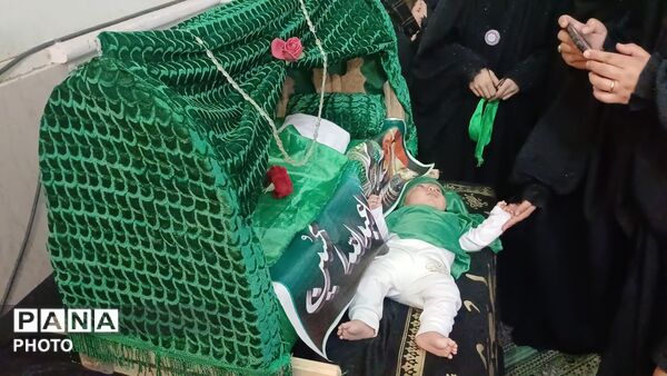 مراسم شیرخوارگان حسینی شهرستان تفرش