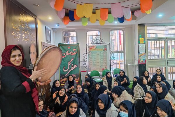 جشن مبعث پیامبر اکرم (ص) در مدارس ناحیه 2 شهرری 