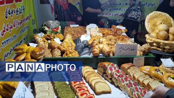 پایان بخش جشنواره نان گرم با حضور گرم مردم
