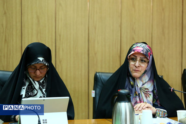 نشست صمیمانه وزیر آموزش و پرورش با معاونان مدارس