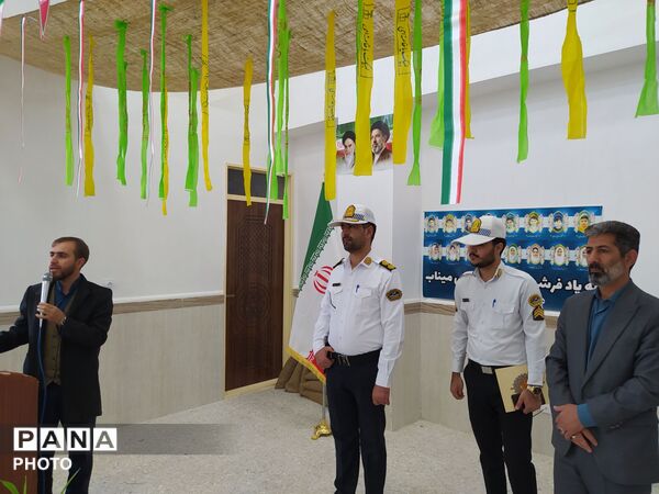 یک روز متفاوت با حضور پلیس در دبیرستان شهید بهشتی