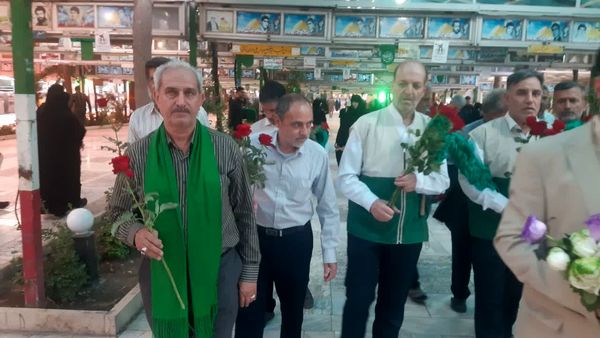 گلباران مزار شهدای سادات در قم