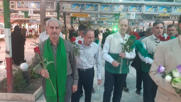 گلباران مزار شهدای سادات در قم