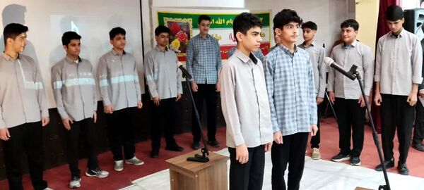 برگزاری اولین جشنواره شهرستانی سرود فجر در گالیکش