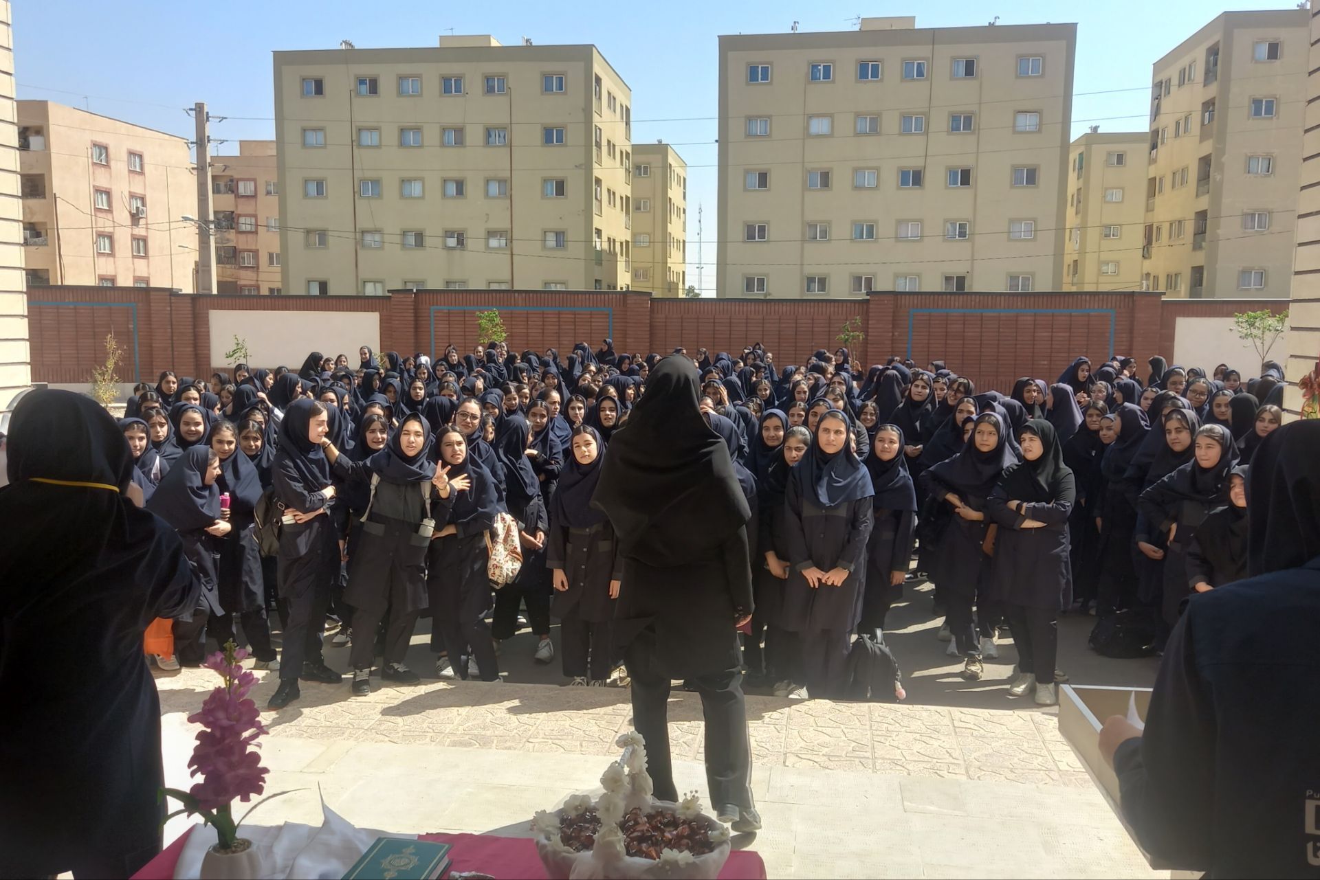 جشن بازگشایی مدارس در دبیرستان دخترانه خوارزمی